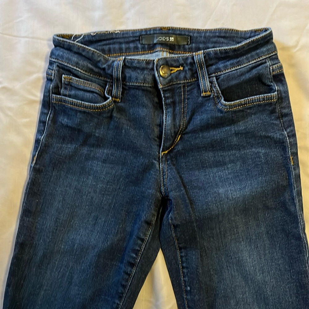 Joe’s Jeans The Honey Bootcut curvy bootcut in Rikki Size 25 31" inseam.